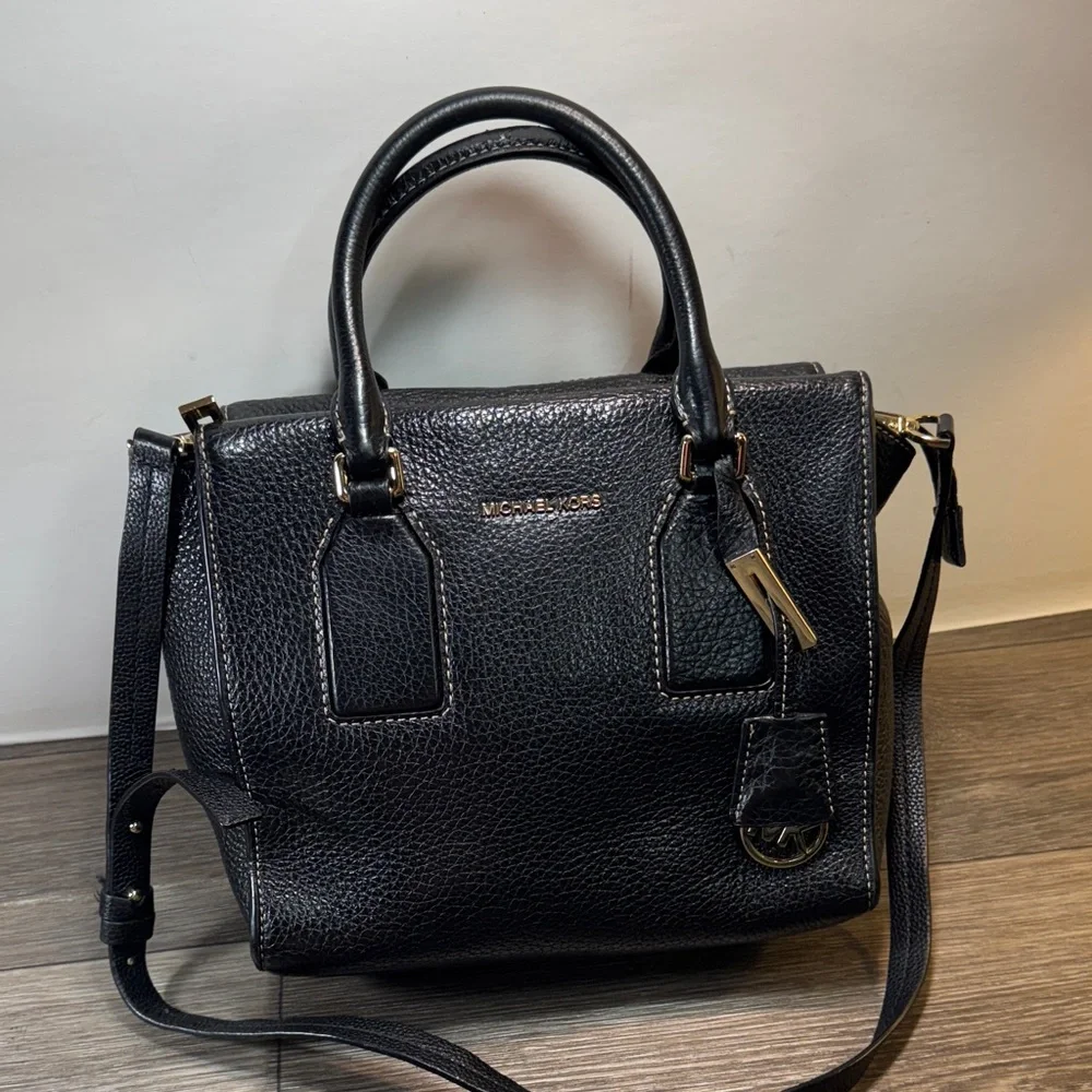 Michael Kors chic versatile